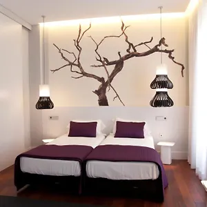 khu-hotel.es-andalucia.com/